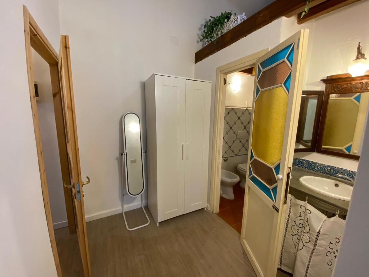Fioralice Guest House Fauglia ภายนอก รูปภาพ
